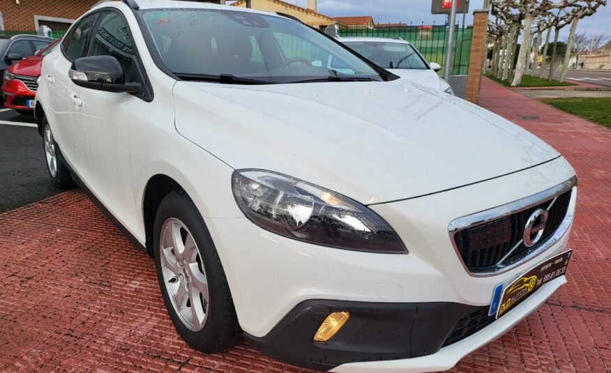 VOLVO V 40 Cross Country 2.0 D2 Cross Country