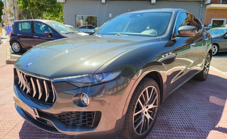 MASERATI LEVANTE Q4 SPORT