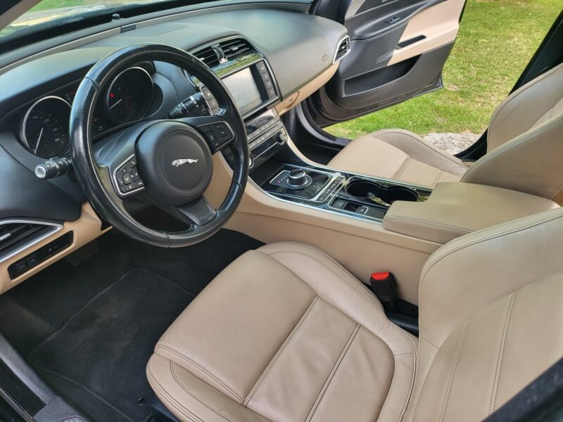 JAGUAR XE 200 D