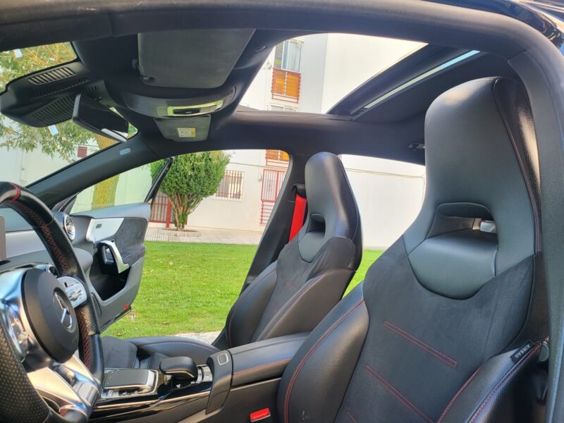 MERCEDES-BENZ A 35 AMG 4 MATIC