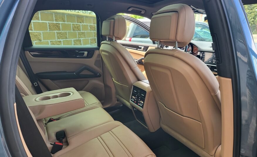PORSCHE Cayenne S