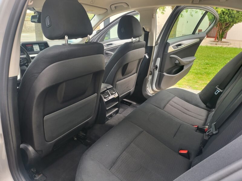 BMW 530 E BERLINA