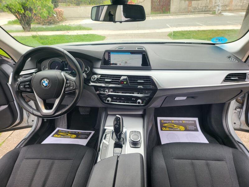 BMW 530 E BERLINA