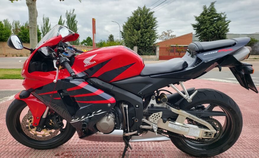 HONDA CBR 600 RR