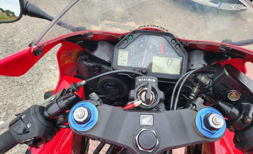 HONDA CBR 600 RR