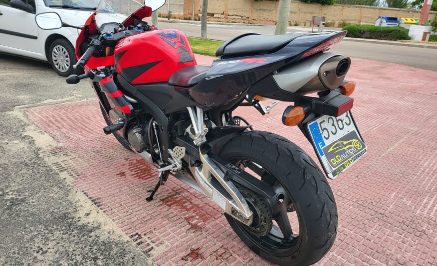 HONDA CBR 600 RR