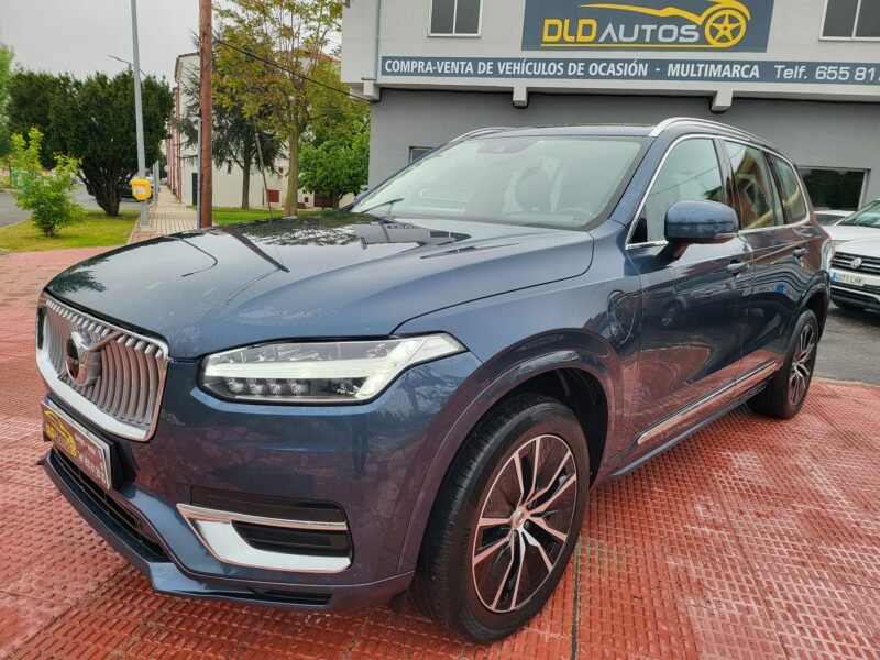 VOLVO XC90 2.0 T8 AWD Momentum Auto 5p.