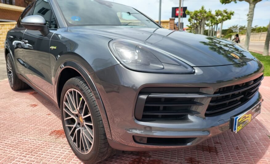 PORSCHE CAYENNE COUPE Hybrid