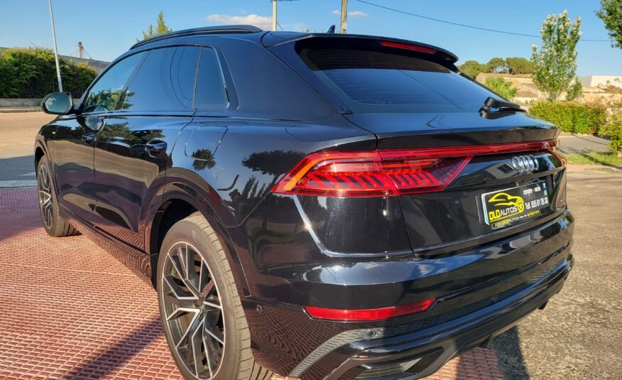 AUDI Q8 60 TFSI e. BLACK EDITION