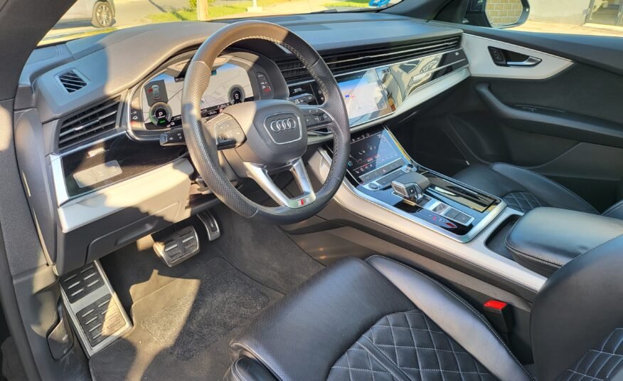 AUDI Q8 60 TFSI e. BLACK EDITION