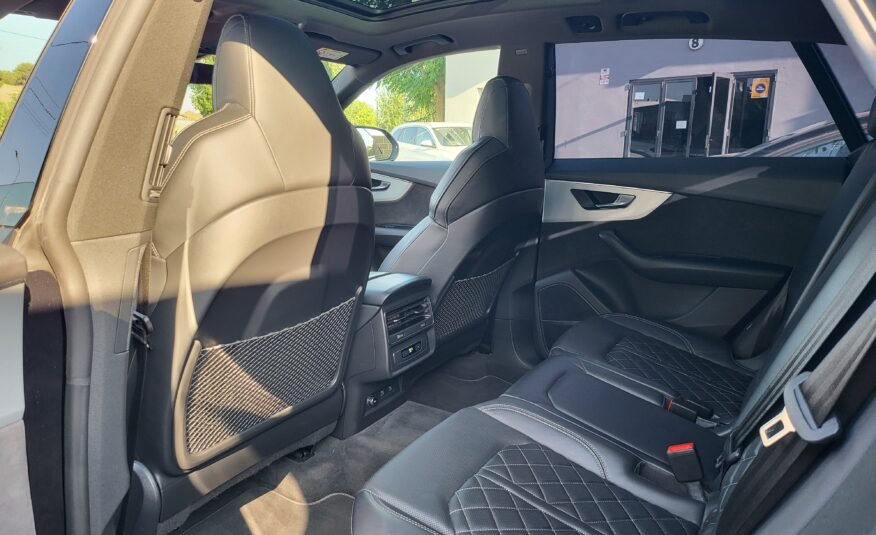 AUDI Q8 60 TFSI e. BLACK EDITION