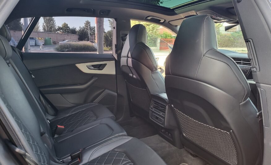 AUDI Q8 60 TFSI e. BLACK EDITION