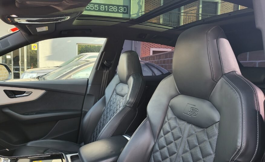 AUDI Q8 60 TFSI e. BLACK EDITION