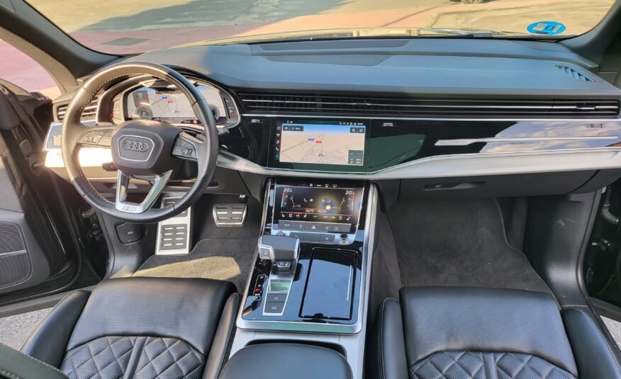 AUDI Q8 60 TFSI e. BLACK EDITION