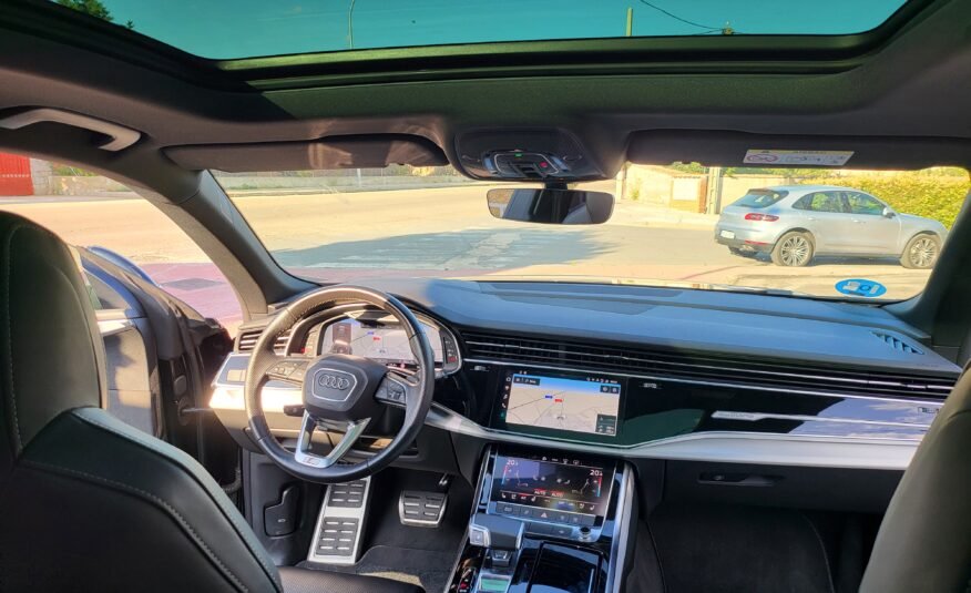 AUDI Q8 60 TFSI e. BLACK EDITION