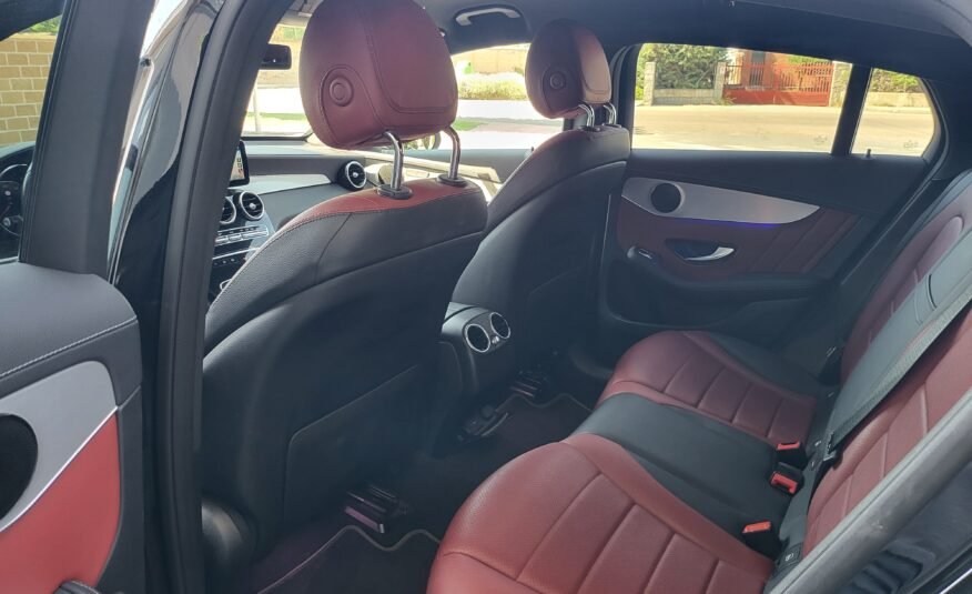 MERCEDES-BENZ GLC COUPE 220 AMG