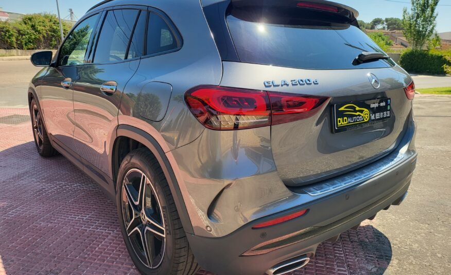 MERCEDES-BENZ GLA 200 D AMG
