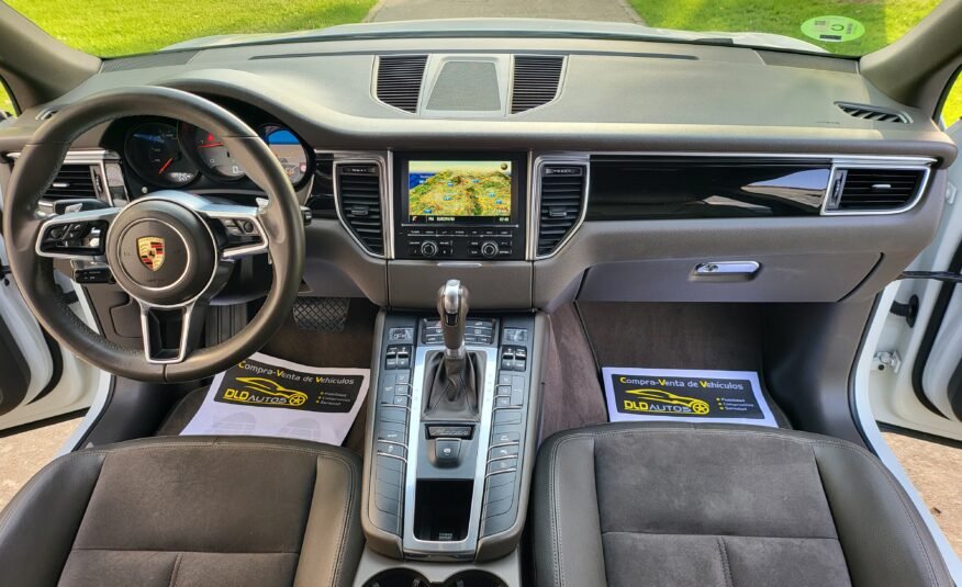 PORSCHE Macan S