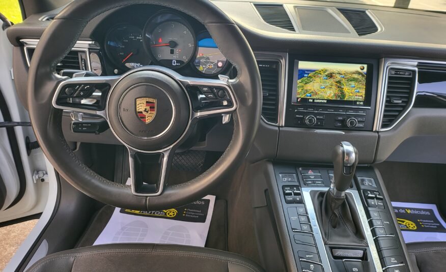 PORSCHE Macan S