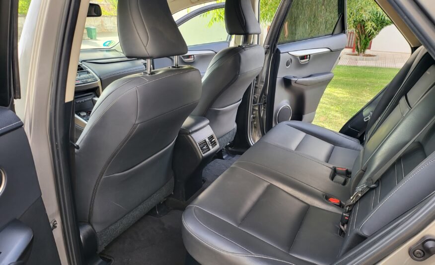 LEXUS NX 300 H 4WD