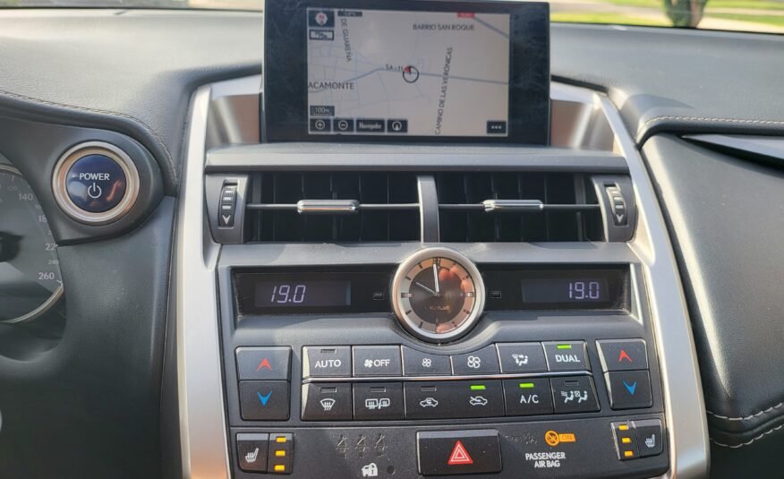 LEXUS NX 300 H 4WD