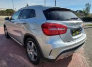 MERCEDES-BENZ GLA 200 AMG