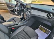 MERCEDES-BENZ GLA 200 AMG