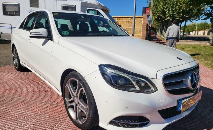 MERCEDES-BENZ E 220 D