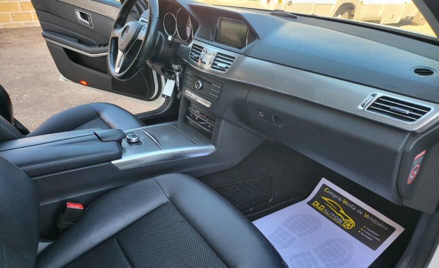MERCEDES-BENZ E 220 D
