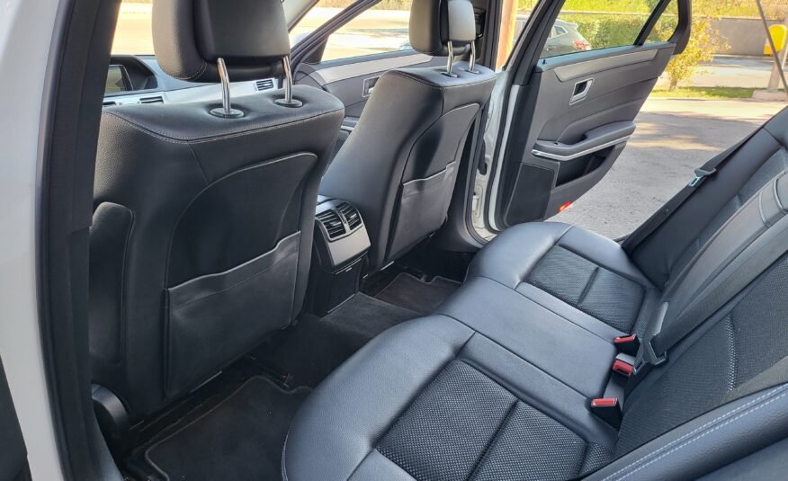 MERCEDES-BENZ E 220 D
