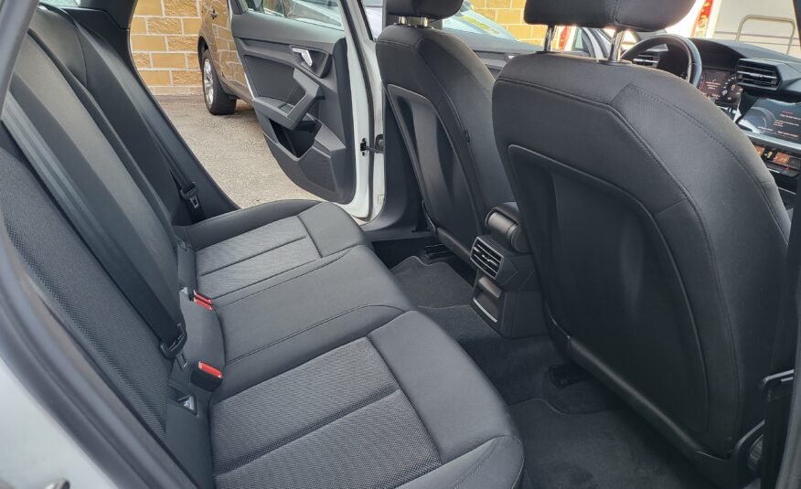 AUDI A3 SEDAN 30 TFSI S TRONIC