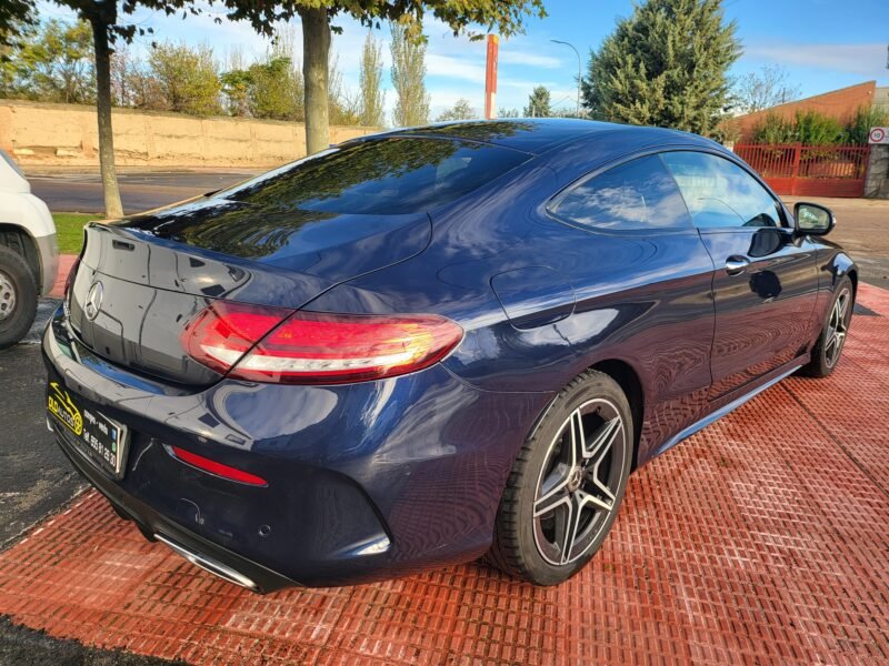 MERCEDES-BENZ C COUPE 300 D AMG