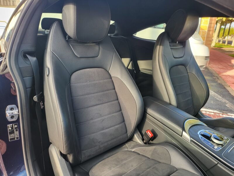 MERCEDES-BENZ C COUPE 300 D AMG