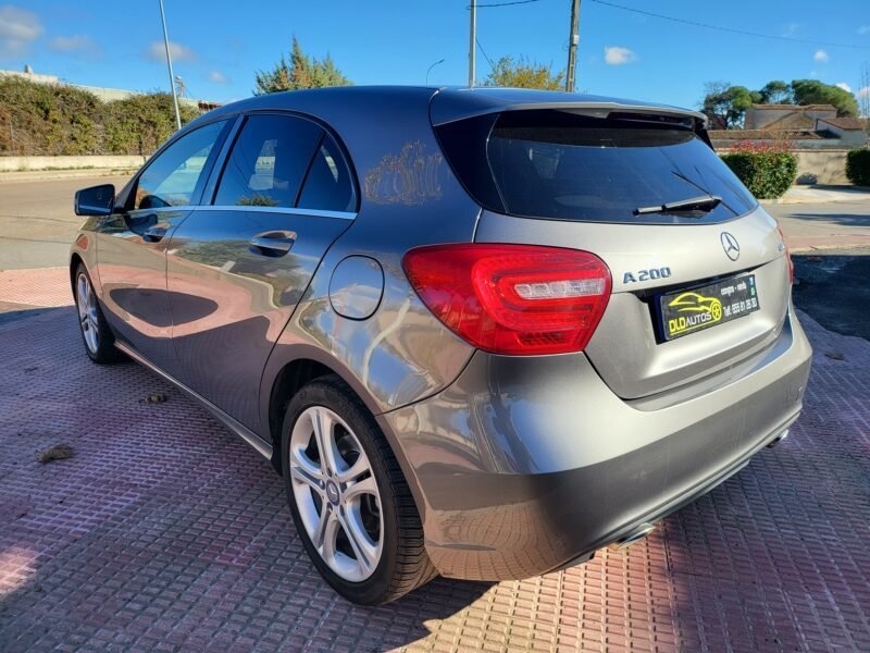 MERCEDES-BENZ CLASE A 200