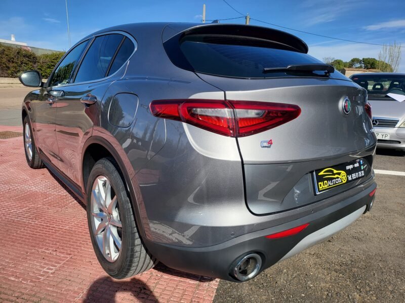 ALFA ROMEO STELVIO Q4