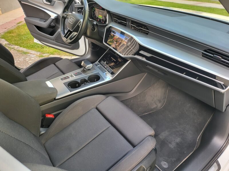 AUDI A6 50 TFSIe quattro S tronic Sport 4p