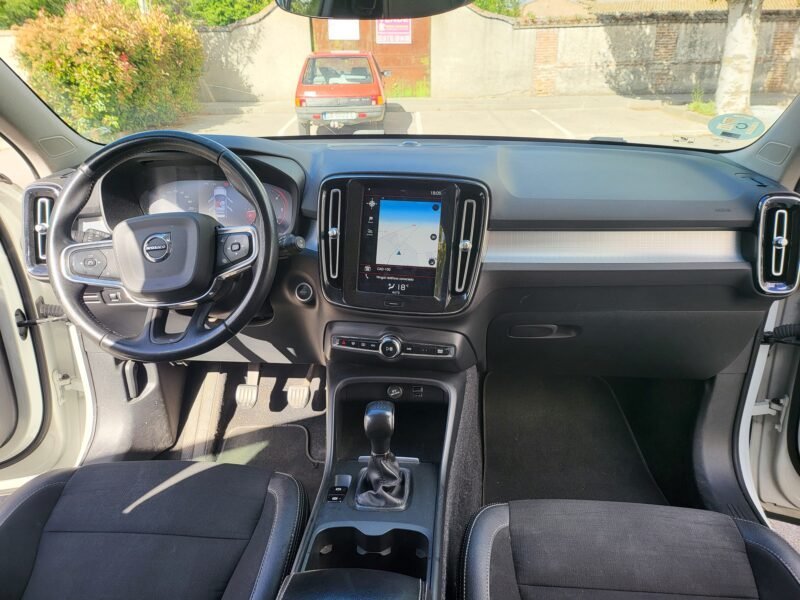 VOLVO XC40 D3 BUSINES PLUS