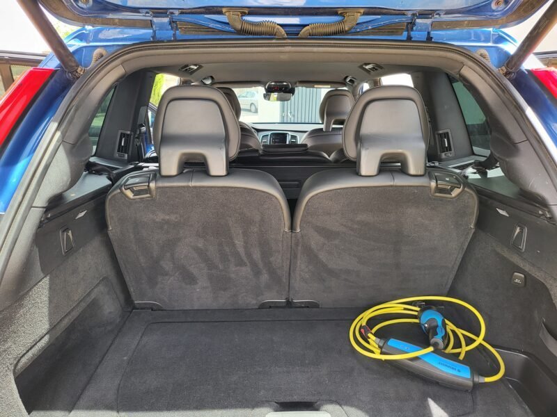 VOLVO XC90 T8 AWD R DESIGN