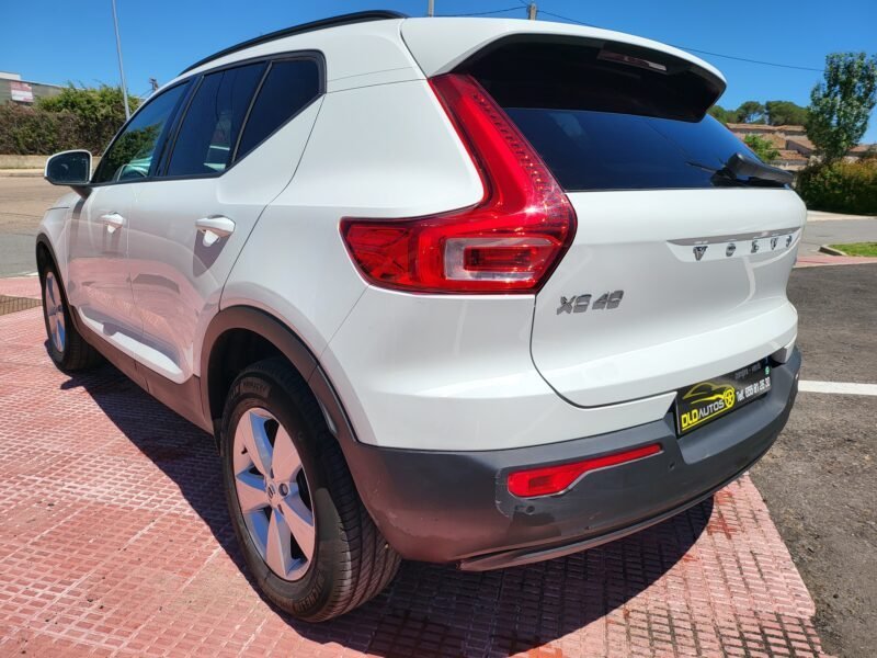 VOLVO XC40 D3 AWD AUTO