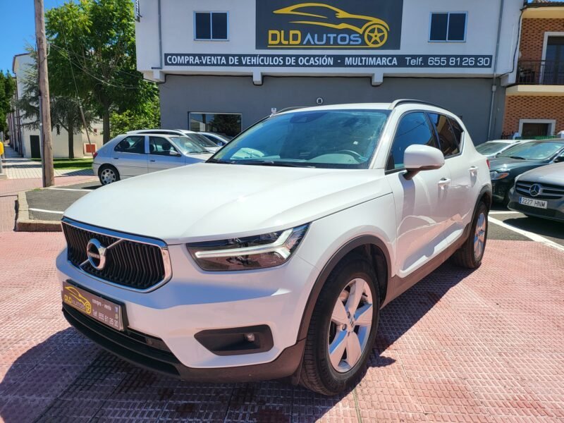 VOLVO XC40 D3 AWD AUTO