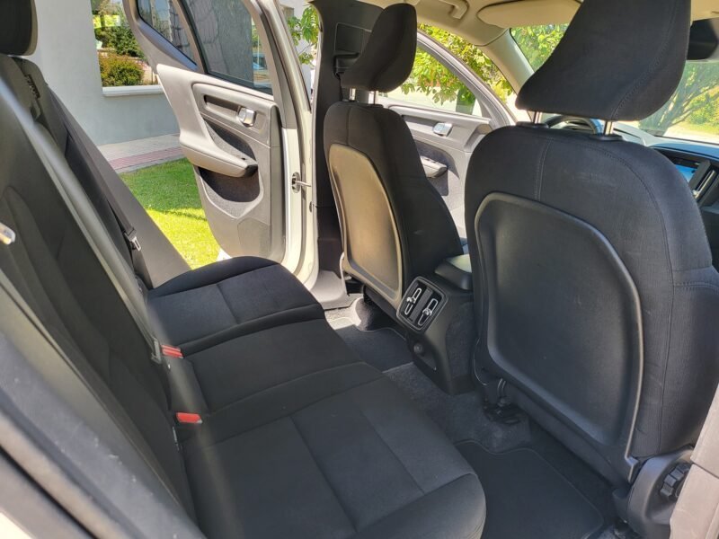 VOLVO XC40 D3 AWD AUTO