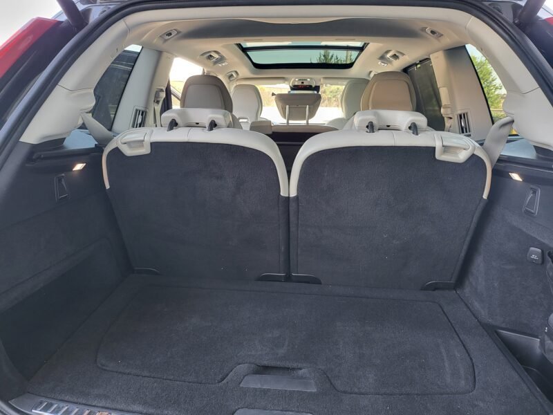 VOLVO XC90 T8 inscripción