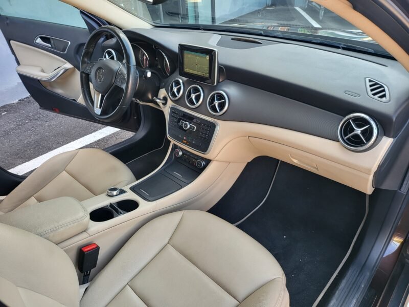 MERCEDES-BENZ GLA 200 CDI URBAN