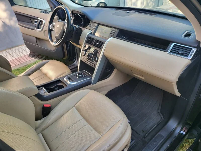 LAND-ROVER DISCOVERY SPORT 4X4 HSE