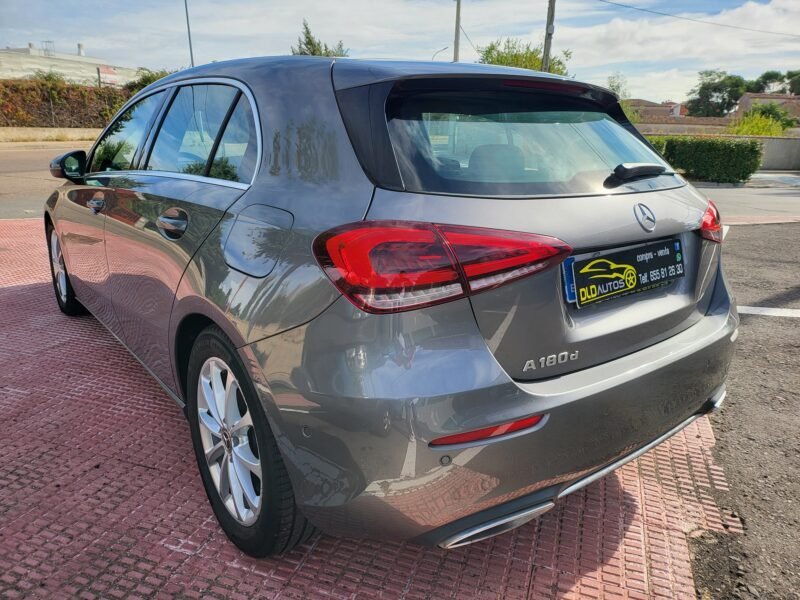 MERCEDES-BENZ CLASE A 180