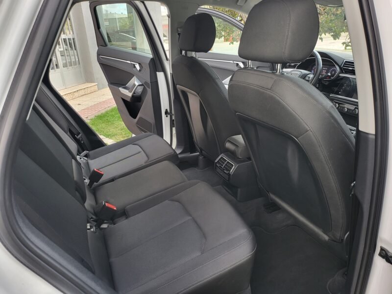 AUDI Q3 35 TFSI S TRONIC