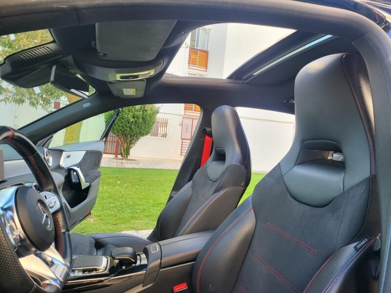 MERCEDES-BENZ CLASE A 35 AMG 4 MATIC