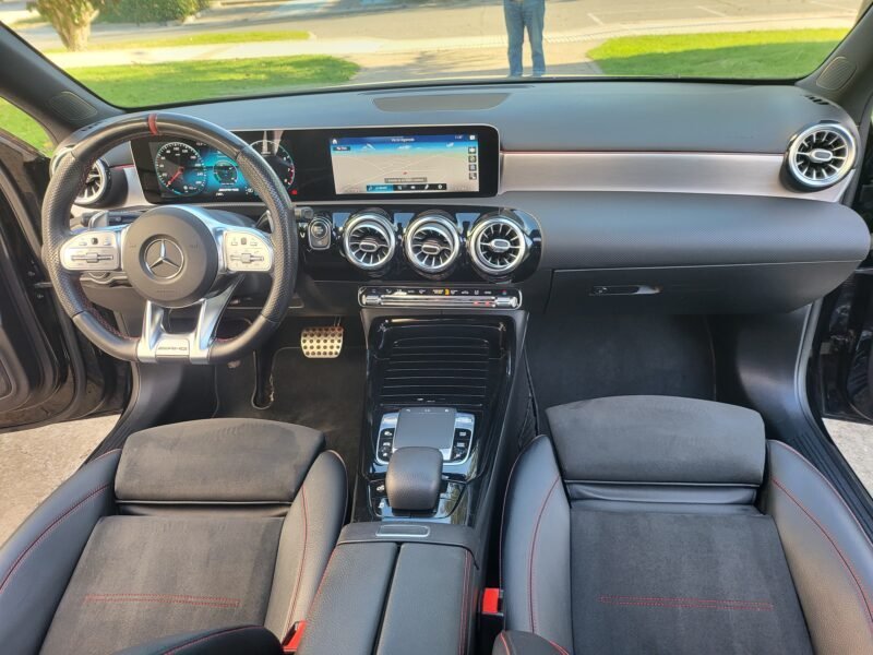 MERCEDES-BENZ CLASE A 35 AMG 4 MATIC