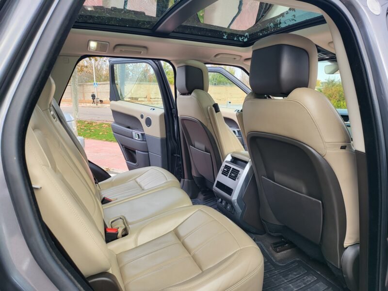 LAND-ROVER Range Rover Sport 3.0 SDV6 HSE