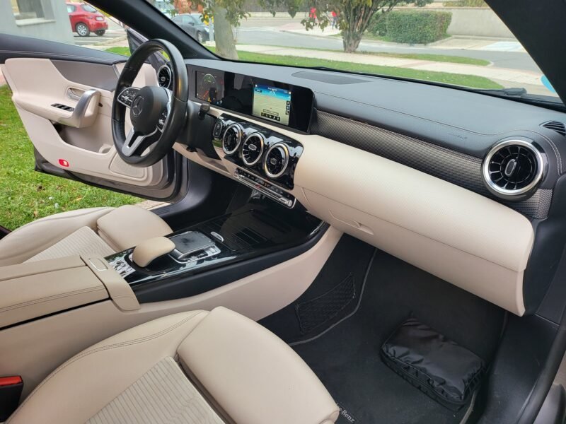 MERCEDES-BENZ CLA 220D SHOTING BRAKE